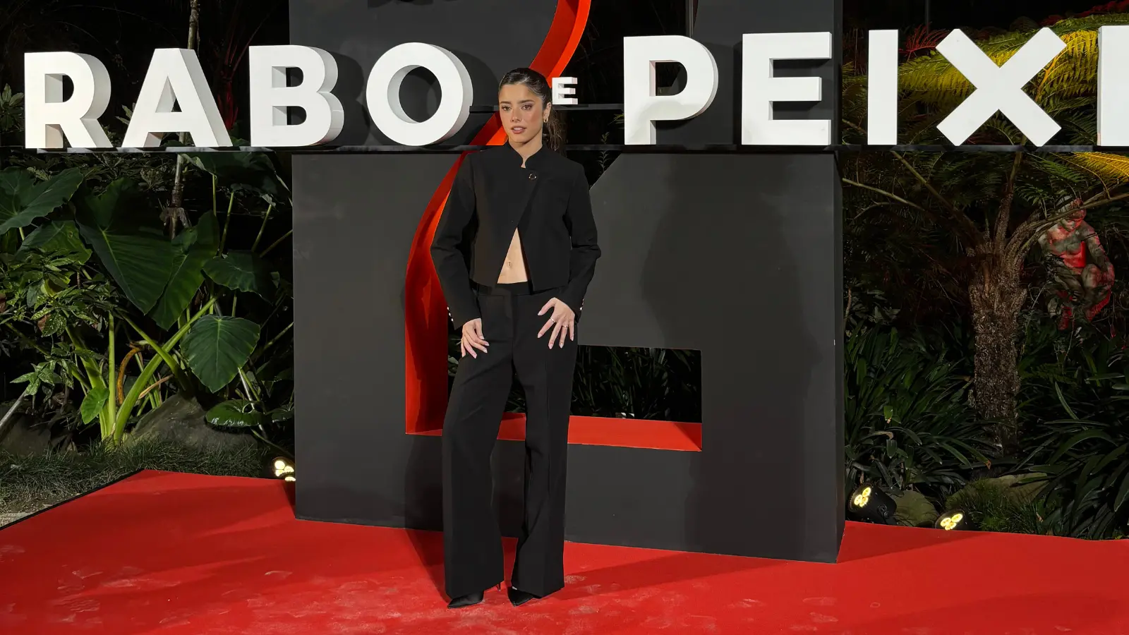 imagem da antestreia da 2ª temporada de rabo de peixe da netflix
