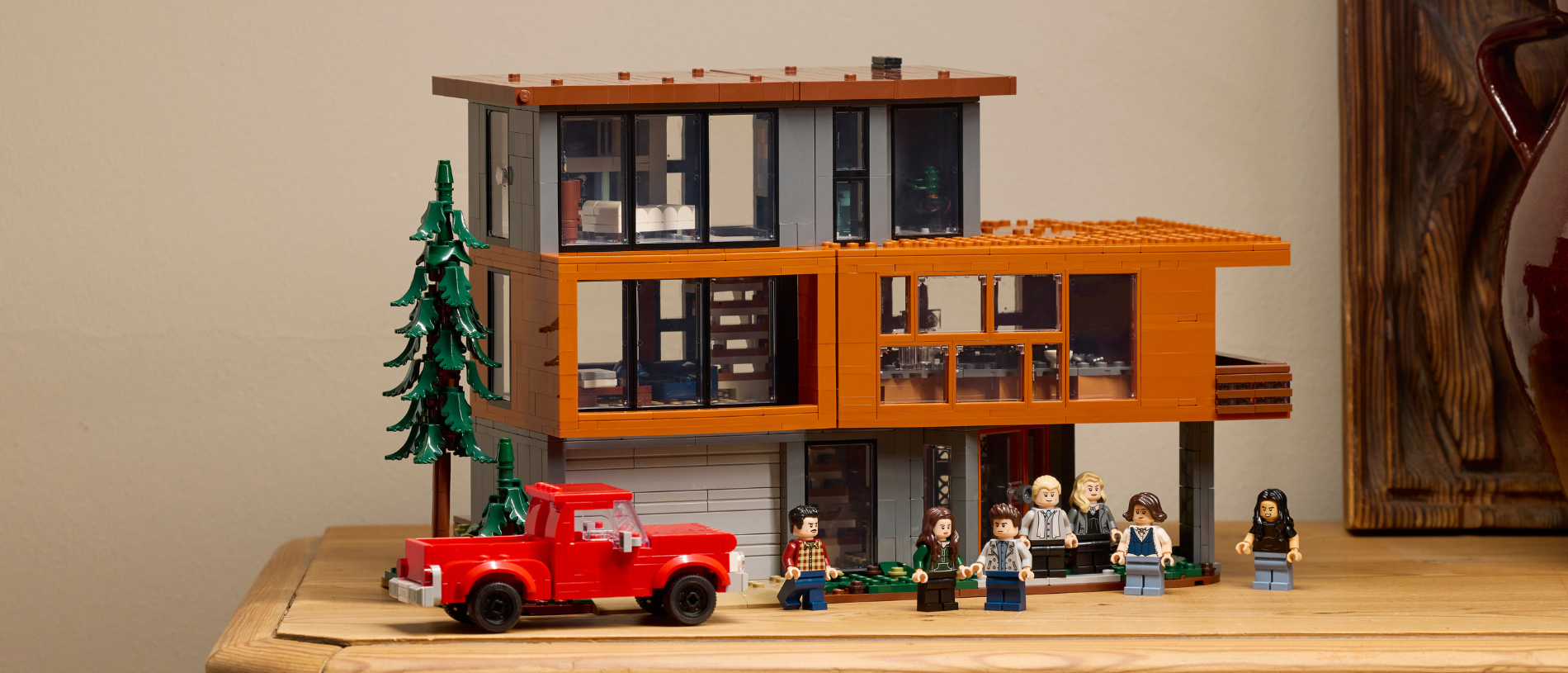 imagem do set da lego dedicado ao universo twilight com a casa dos cullen