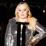Nicola Coughlan, protagonista de “Bridgerton”, é a cara da nova temporada da série britânica “I Am…”